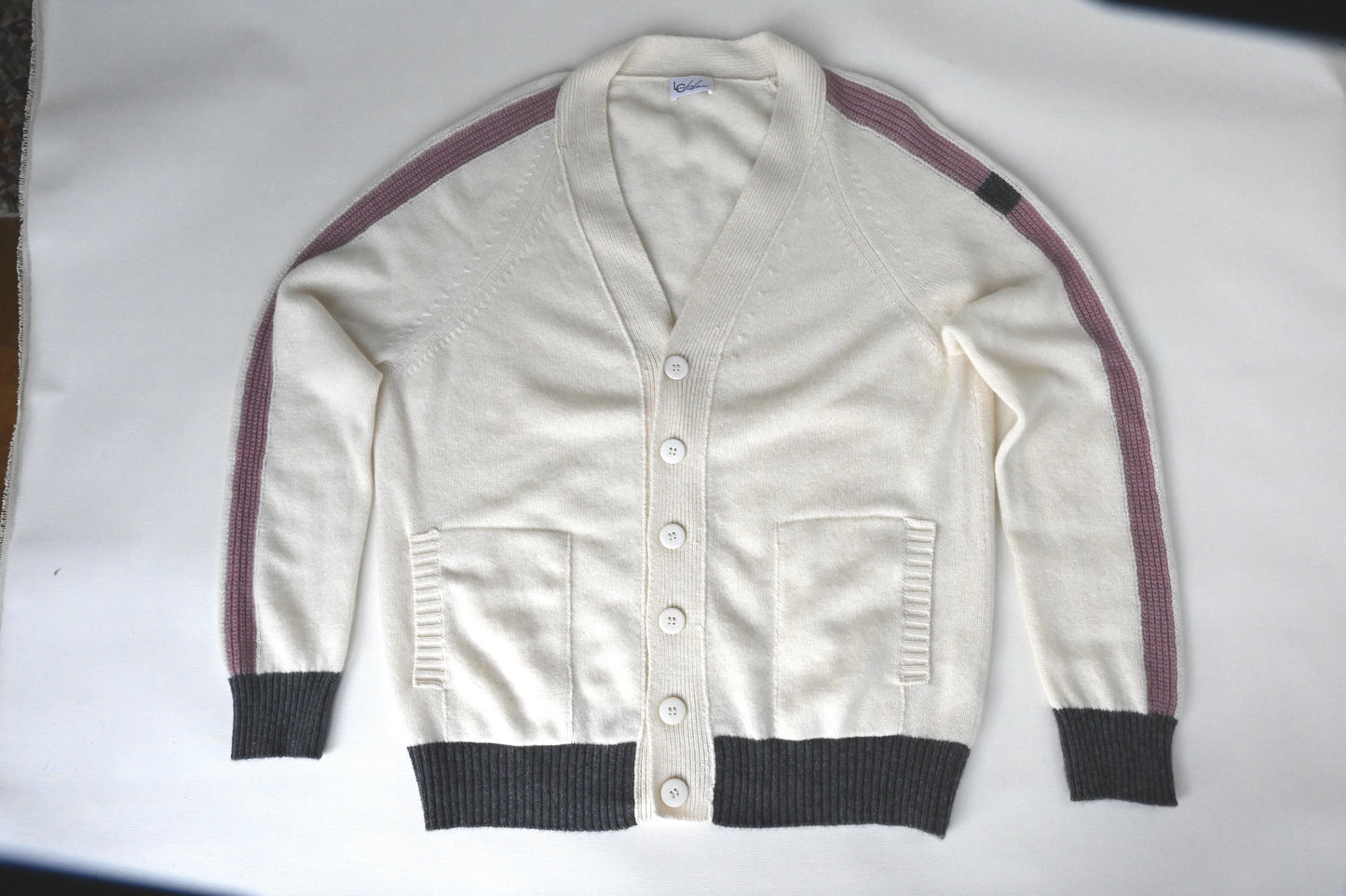 WOMEN'S CASHMERE SWEATER